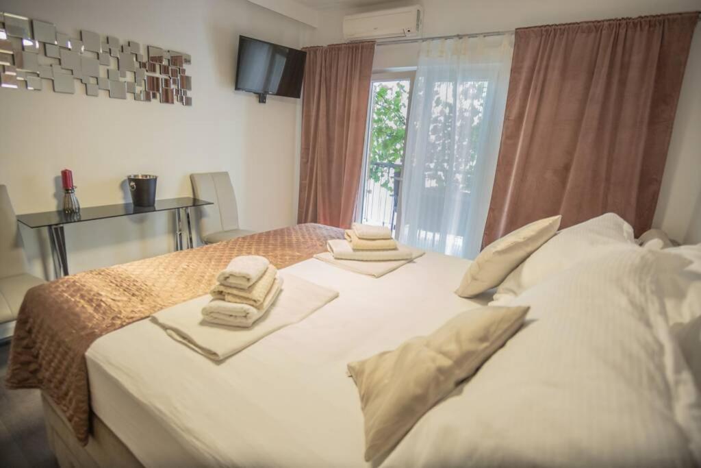 Studio apartment Purple sunset - 2+1 Baška Voda Extérieur photo